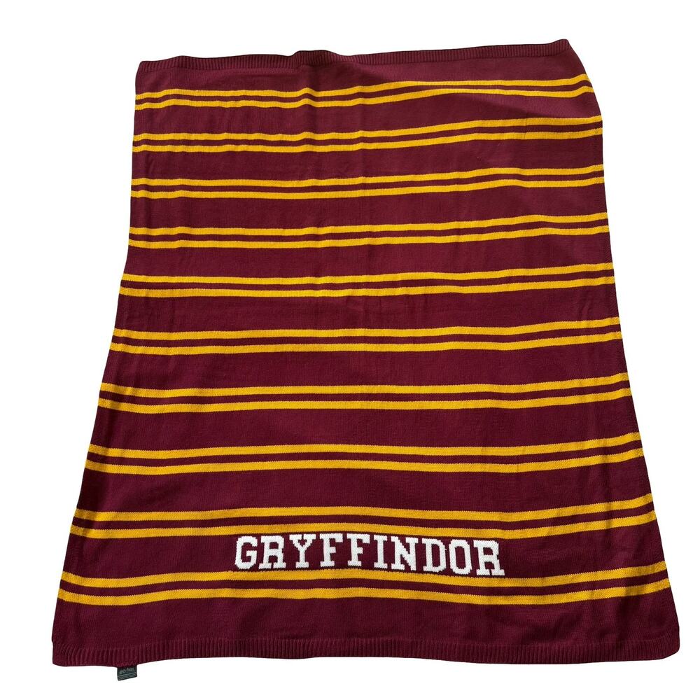 Pottery Barn Teen Harry Potter Gryffindor Knit Throw Blanket